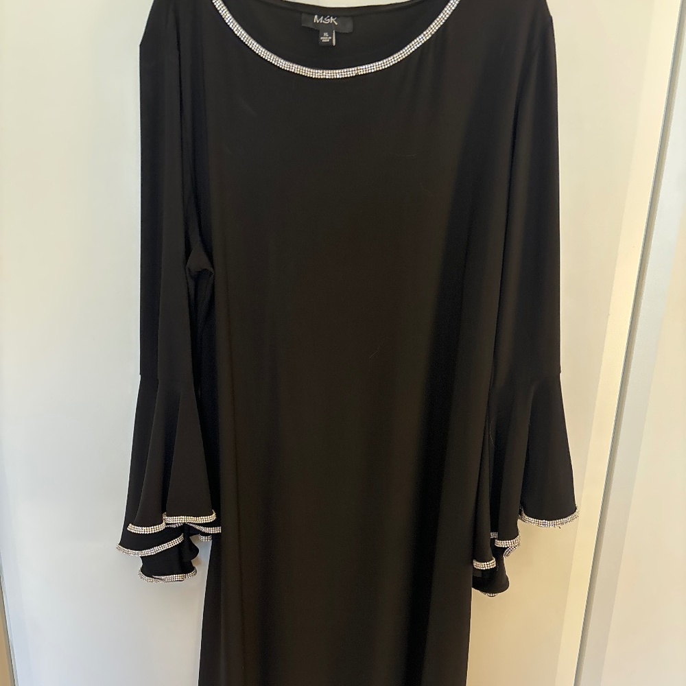 LBD - Picture 5 of 8